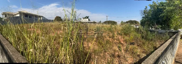 Imagem Terrenos planos contíguos sendo um terreno com medidas de 420 e o outro terreno com 539 metros quad...