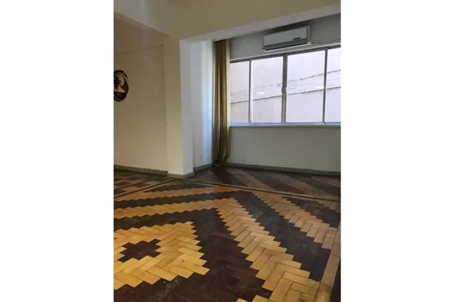 Imagem Apartamento à venda em Porto Alegre, Centro Histórico, com 2 quartos, 81m2
