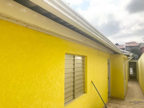 Imagem Casa no Jardim Estadio com 02 Quartos, 02 Banheiros e uma vaga