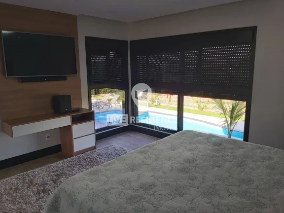 Imagem Imóvel de Luxo à Venda no Condomínio Village das Palmeiras
