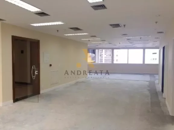 Imagem Centro - Av- Rio Branco - Edifício Bozano Simonsen - Maravilhoso espaço comercial com 229m².