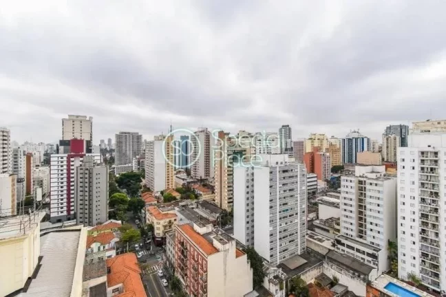 Imagem Cobertura com 87m² de área privativa, 1 suíte e 1 vaga na garagem. Reformada e mobiliada. No prim...