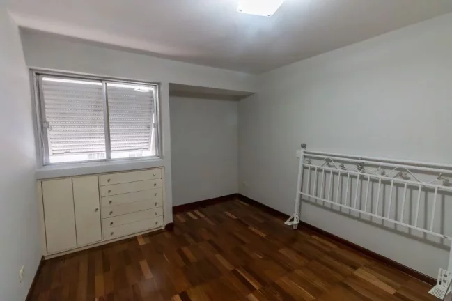 Imagem Apartamento reformado no Itaim Bibi