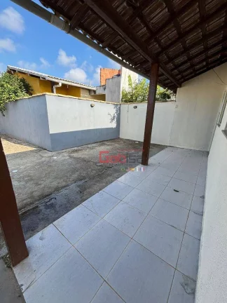 Imagem Casa com 2 dormitórios à venda, 60 m² por R$ 260.000 - Caminho de Búzios - Cabo Frio/RJ