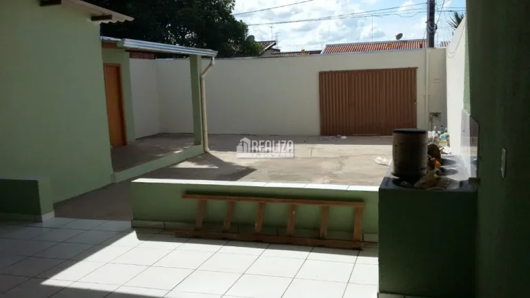 Imagem Casa com churrasqueira no Residencial Morumbi - Uberaba