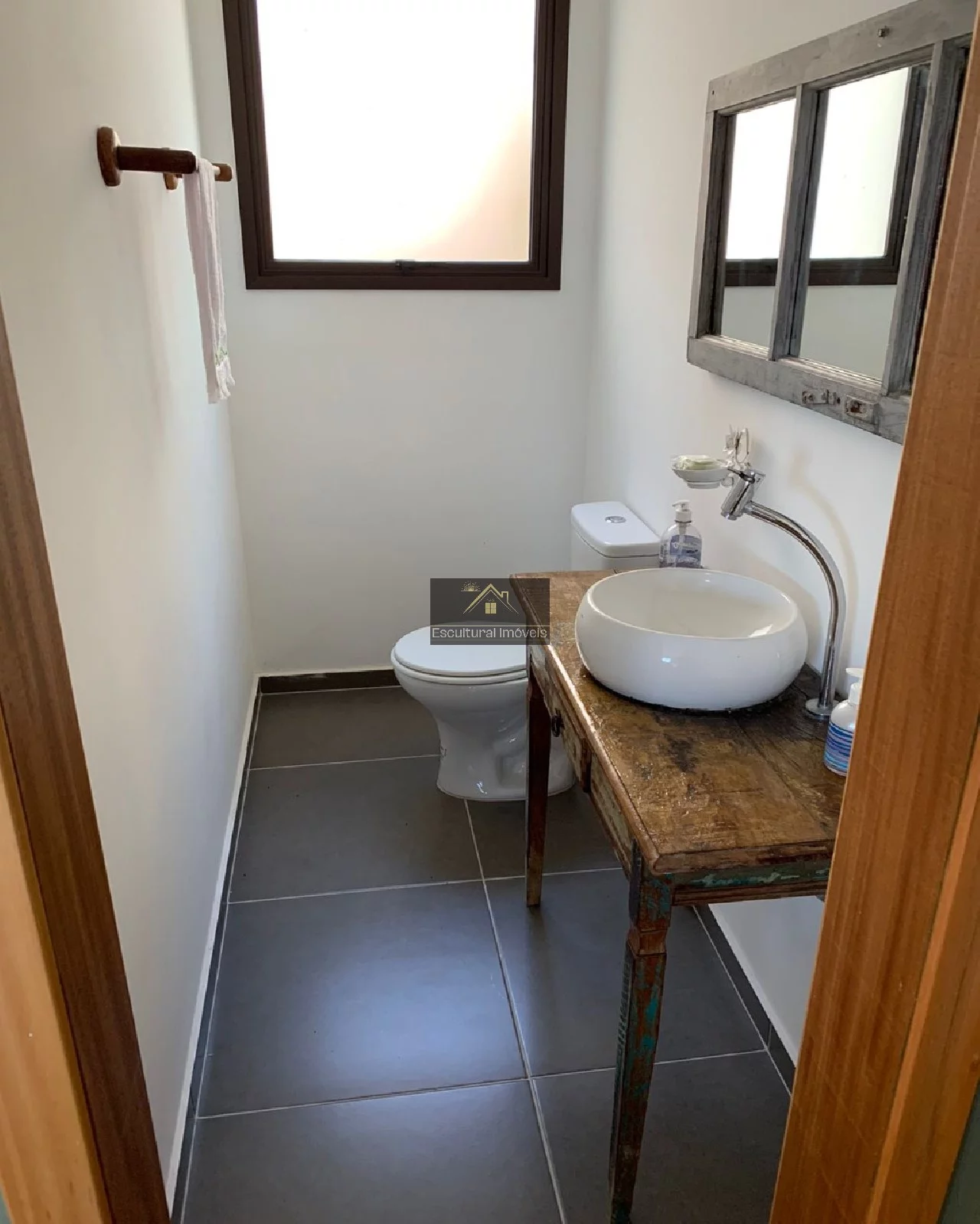Imagem CASA CONDOMÍNIO FECHADO PRÓXIMO SÃO ROQUE 250 METROS DA RODOVIA RAPOSO TAVARES 4 DORMITÓRIOS 1 SUÍTE SALA LAREIRA 4 VAGAS VARANDA SEGURANÇA LAZER
