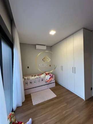 Imagem Casa Moderna, 4 Dormitórios ( 2 Suites), Condomínio Bosque Manacás, Sjc.