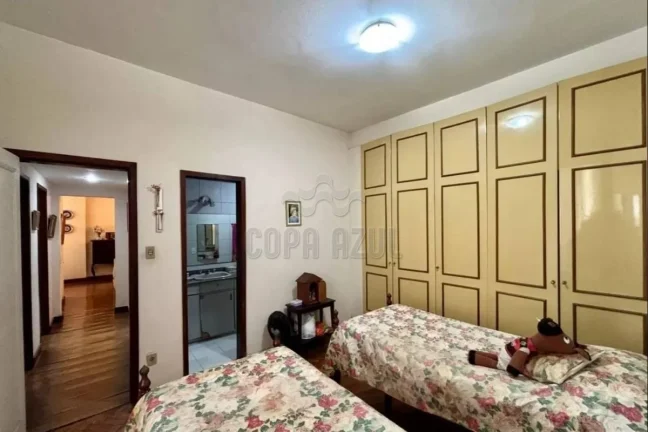 Imagem Copacabana - Residencial › Apartamento com 3 quarto(s) a Venda