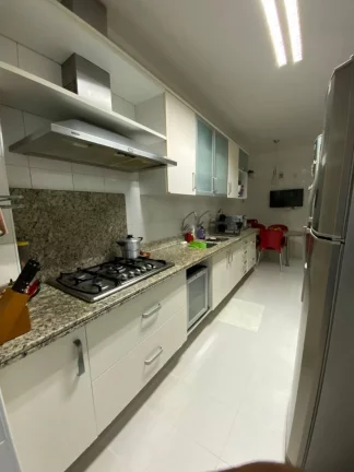 Imagem Mansão Nilton Fontes: Espaçoso Apartamento de 3 Quartos à Venda com Área de Lazer e Vista Privilegiada no 13º Andar
