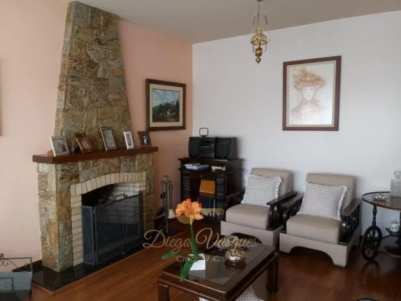 Imagem Casa para Venda em Teresópolis / RJ no bairro Agriões