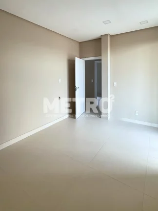 Imagem Casa à venda no Sol Nascente Orla com 4 suítes, gourmet, piscina, PETROLINA