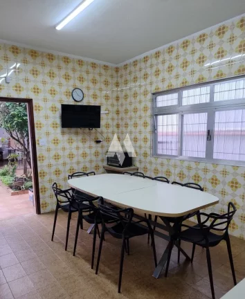 Imagem EXCELENTE CASA TÉRREA MOBILIADA E EQUIPADA COM 4 DORMITORIOS NO EMBARE