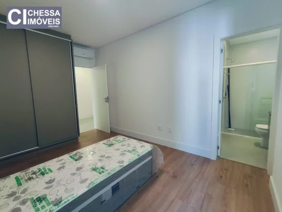 Imagem Apartamento para alugar no Ed. Solare Residence localizado na cidade de Itapema. Possui 3 suítes, s...