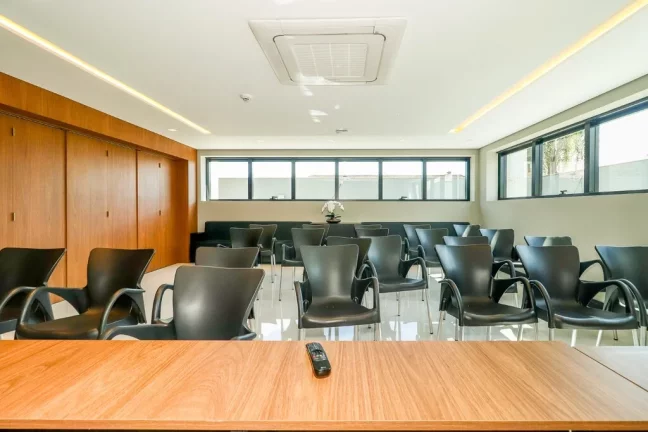 Imagem Veyron - Sala à venda no bairro Higienópolis - Porto Alegre/RS