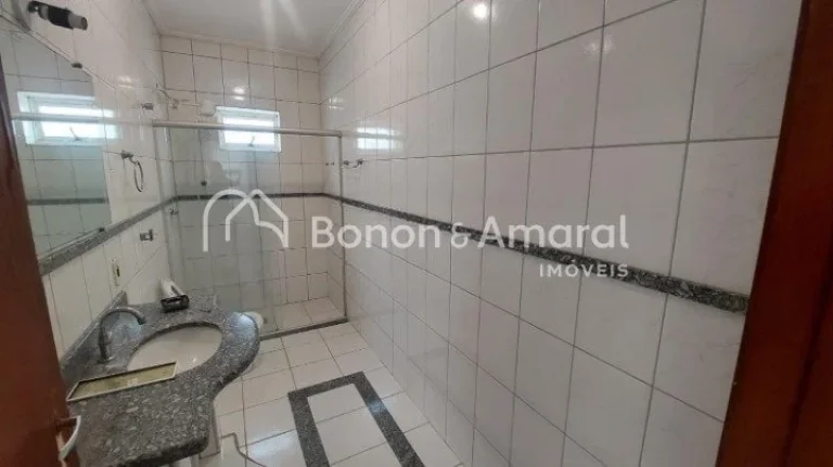 Imagem Casa Térrea a venda no Bairro Jardim Flamboyant 
Dormitórios: 3 quartos, sendo 1 suíte
Ambientes:...
