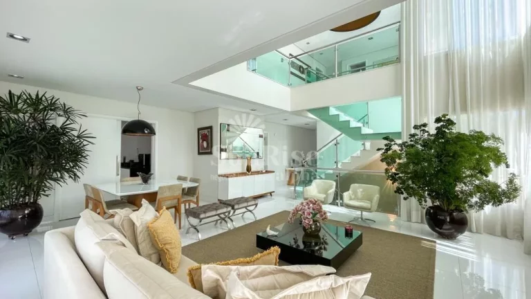 Imagem Casa à Venda no Gênesis 2 | 439 m² AC - 556 m² Terreno - 5 suítes | R$5.268.000 - Santana de Parnaíba/SP