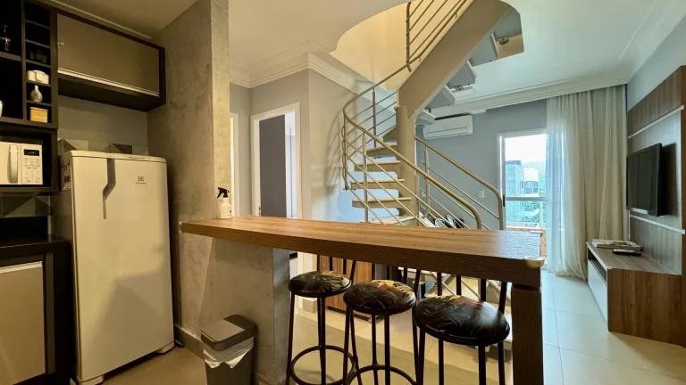 Imagem Apartamento com 2 dormitórios à venda, 93 m por R$ 1.800.000,00 - Riviera