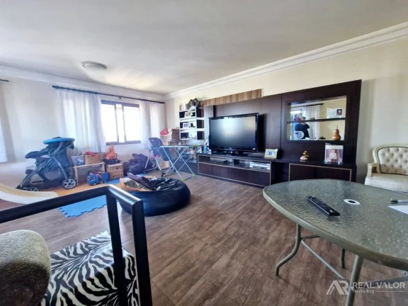 Imagem Cobertura Duplex para Locação com Piscina no Bairro Batel em Curitiba