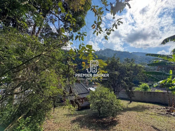 Imagem Casa com 2 dormitórios à venda, 130 m² por R$ 300.000,00 - Albuquerque - Teresópolis/RJ