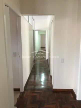 Imagem Casa comercial a venda Jardim Chapadão! 

Próximo a escola de Cadetes, essa casa tem duas entradas...