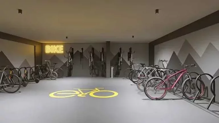 Imagem Apartamento com 3 dormitórios sendo 1 suíte e 2 vagas de garagem em Itapoá/SC
