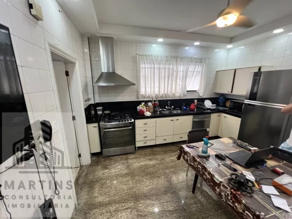 Imagem Alto Padrão com 558 m², Gonzaga/Santos
