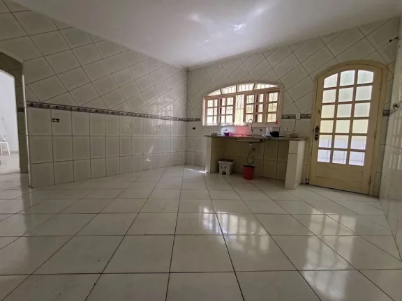 Imagem Casa com 2 dormitórios à venda, 154 m² por R$ 375.000,00 - Vila Acoreana - Poá/SP
