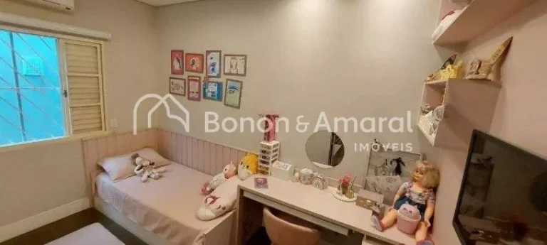 Imagem Linda casa térrea com 166,63m², acabamento em porcelanato, granito e vinílico. Conta com 3 quarto...