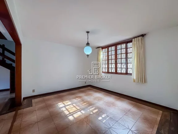 Imagem Casa à venda, 250 m² por R$ 1.100.000,00 - Carlos Guinle - Teresópolis/RJ