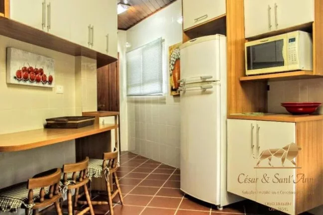Imagem Apartamento com 3 dormitórios à venda no Capivari em Campos do Jordão/SP