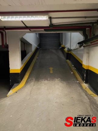 Imagem Galpão para locação no bairro Maranhão, São Paulo-SP: 6 salas, 4 banheiros, 1 vaga de garagem e 1.614m² de área.