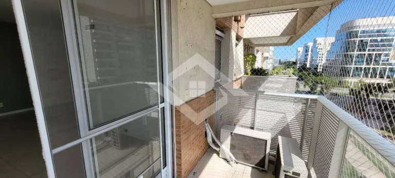 Imagem Apartamento de 2 Quartos para Venda na Barra da Tijuca com 63 m²