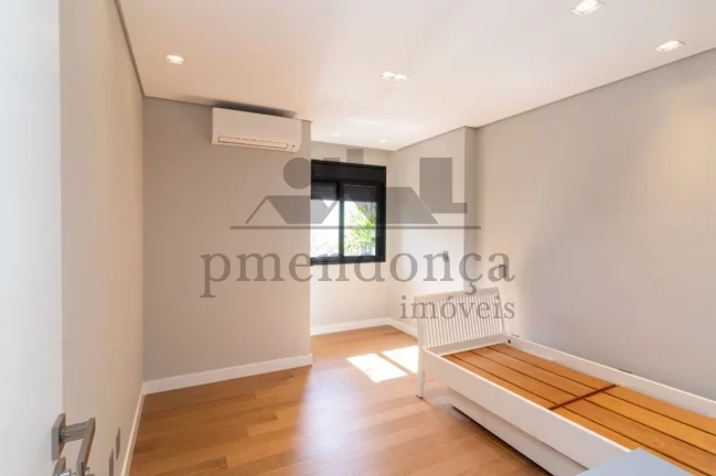 Imagem Apartamento na Rua Tito 19 com 3 suítes e 3 vagas, 187m²
