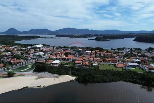 Imagem Casa com vista para lagoa: 480m² em Barra de Guaratiba