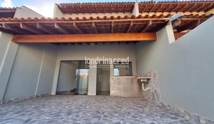 Imagem Imperdível! Sobrado à Venda 123m² – 3 Quartos – Frente para Praça – Localização Privilegiada Próxima ao Shopping Norte – Londrina