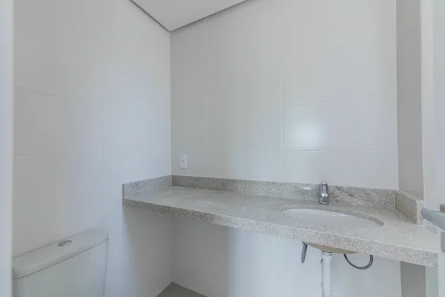 Imagem Apartamento com 2 Quartos à Venda, 75 m² em Menino Deus - Porto Alegre