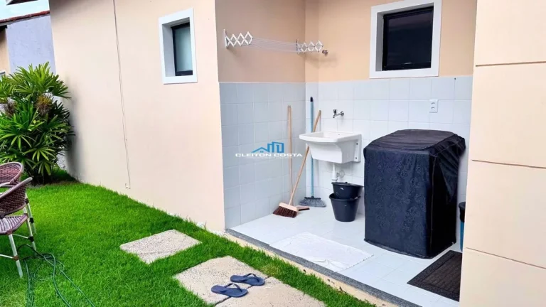Imagem Casa para Locação em Feira de Santana, SIM, 3 dormitórios, 1 suíte, 2 banheiros, 2 vagas