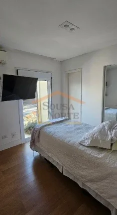 Imagem Apartamento com 160 m² de área privativa, possui 3 dormitórios, sendo 3 suítes com armários e v...