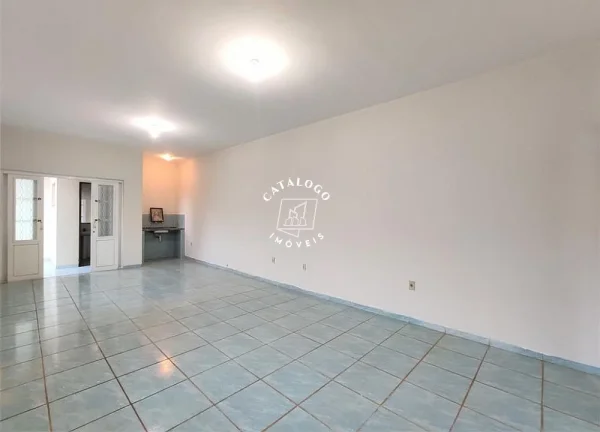 Imagem Casa Comercial a Venda no bairro Parque Residencial Cidade Universitária - Ribeirão Preto, SP