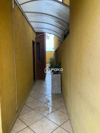 Imagem Sobrado com 3 dormitórios à venda, 180 m² por R$ 950.000,00 - Vila Moreira - Guarulhos/SP