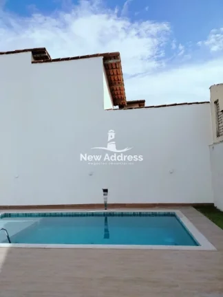 Imagem Casa de alto padrão com 3 suítes e na segunda quadra do mar de Interlagos - Vila Velha