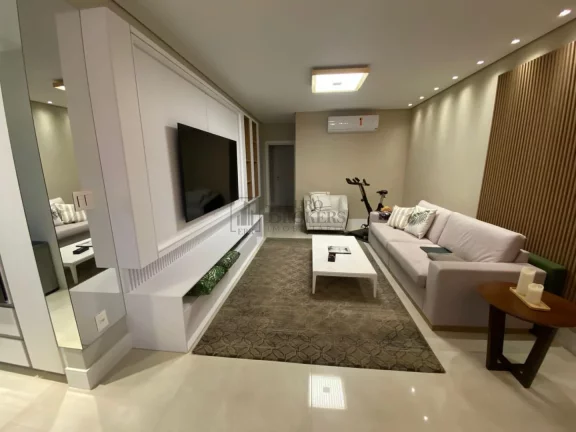 Imagem Apartamento Diferenciado com 4 dormitórios à venda no Centro de Balneário Cambor