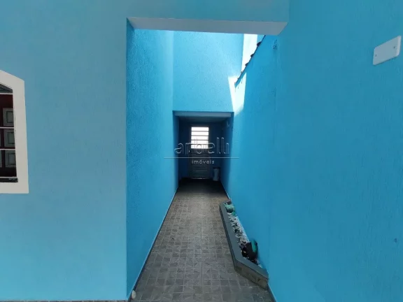 Imagem Sobrado em excelente estado de conservação! - 4 dormitórios sendo uma suíte master com Hidromass...