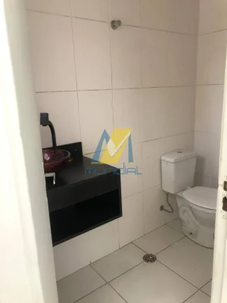 Imagem Sala comercial de 30 m² para locação, com banheiro privativo.