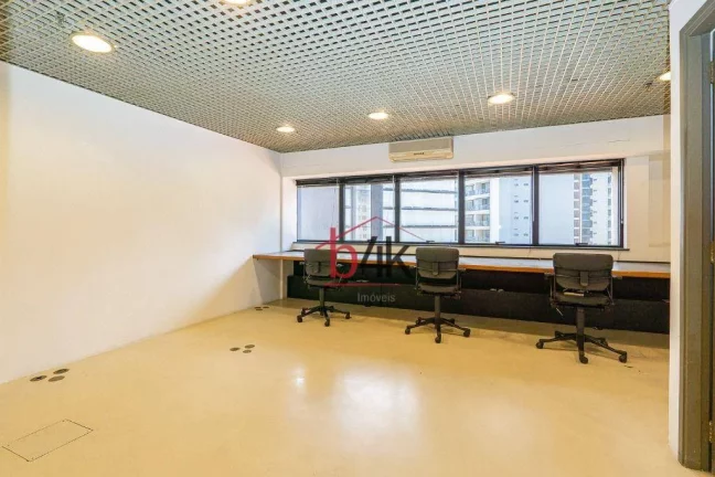Imagem Sala comercial à venda na Vila Olimpia - São Paulo
