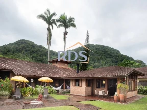 Imagem Linda casa Ubatuba p?(C) na areia ! 592m 06 suítes ! Oportunidade única