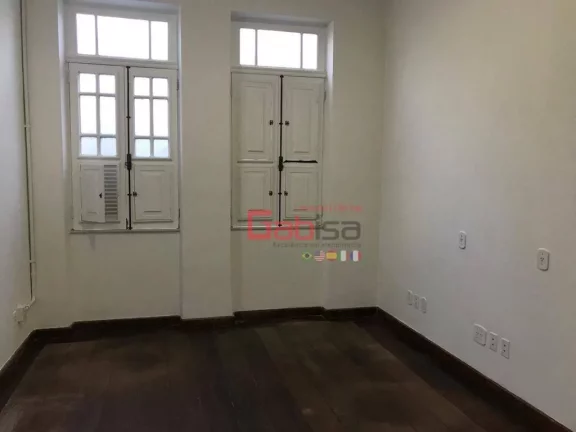 Imagem Casa com 3 dormitórios para alugar, 500 m² por R$ 21.860,00/mês - Centro - Cabo Frio/RJ
