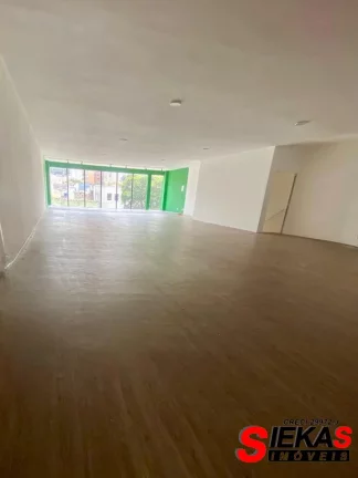 Imagem Salão Comercial para Locação em São Paulo-SP, Vila Regente Feijó! 2 Banheiros, 1 Vaga de Garagem!