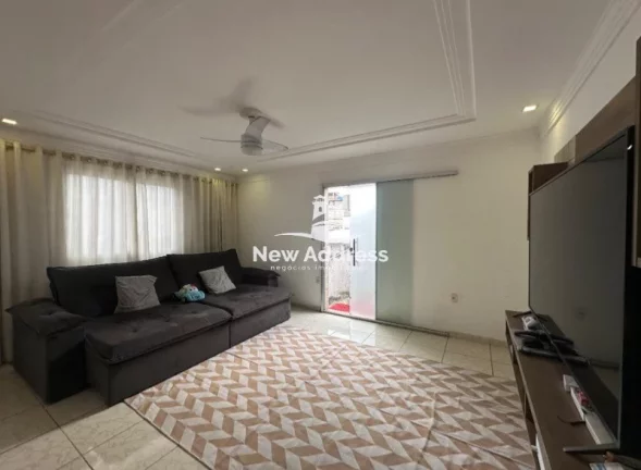 Imagem À venda 3 casas com entradas independentes, na Glória - Vila Velha