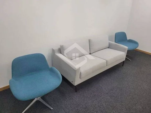 Imagem Andar Corporativo de 581m² para Aluguel Próximo ao Metrô –